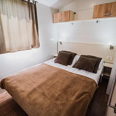 Lake View Mobile Homes With Thermal Riviera Tickets In Terme Catez Catez ob Savi Exterior photo