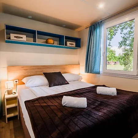 Lake View Mobile Homes With Thermal Riviera Tickets In Terme Catez Catez ob Savi Exterior photo