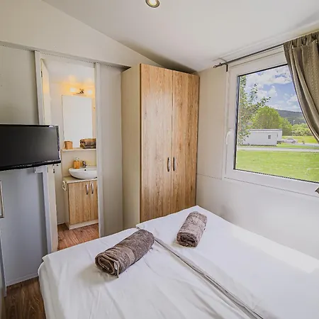 Lake View Mobile Homes With Thermal Riviera Tickets In Terme Catez Catez ob Savi Exterior photo