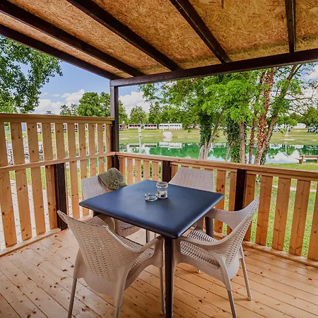 Lake View Mobile Homes With Thermal Riviera Tickets In Terme Catez Catez ob Savi Exterior photo