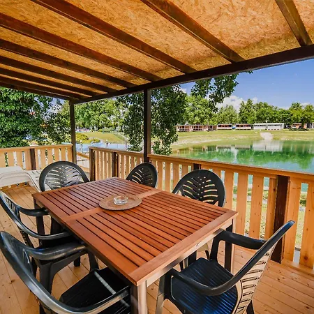 Lake View Mobile Homes With Thermal Riviera Tickets In Terme Catez Catez ob Savi Exterior photo